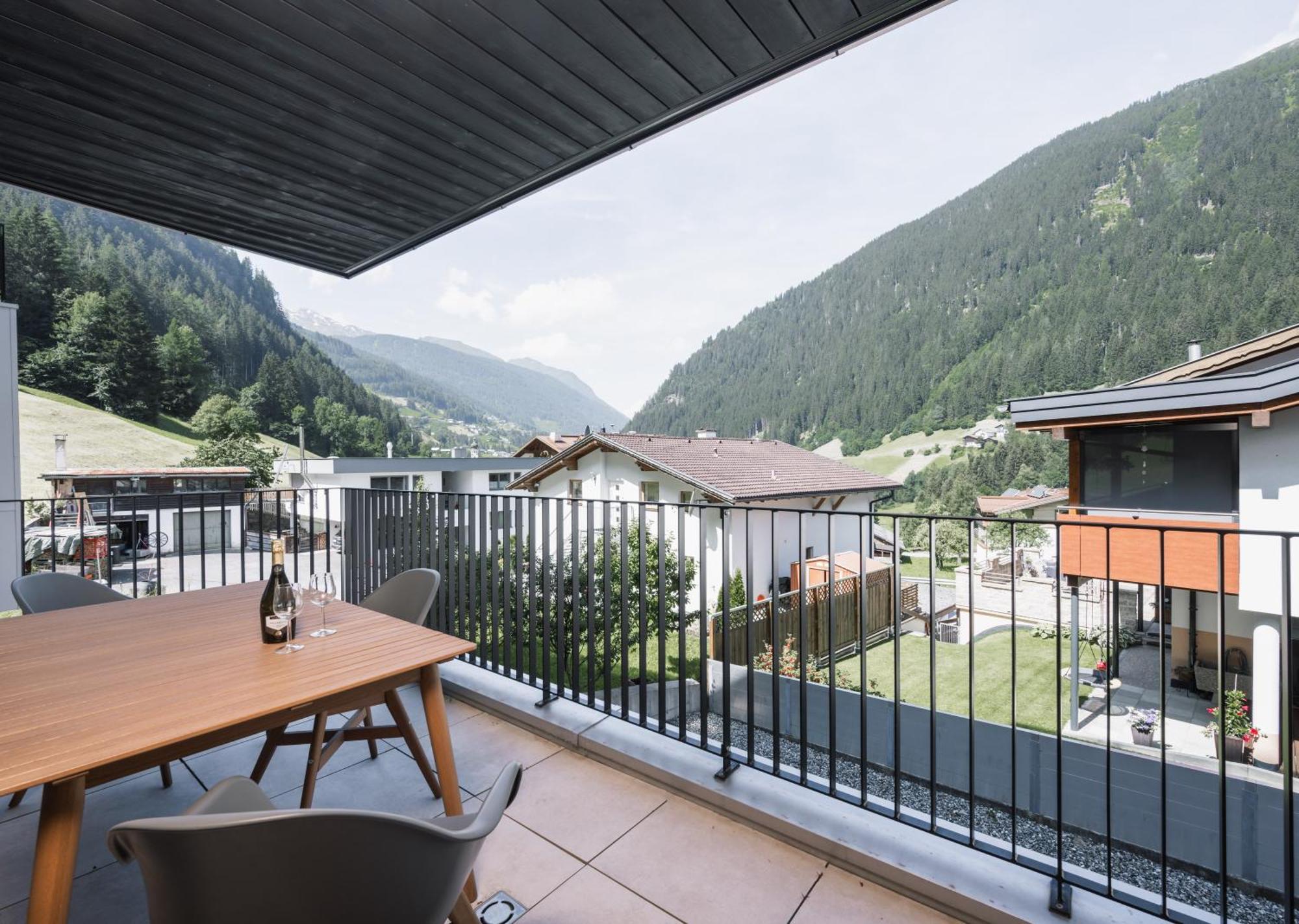 Charmantes Apartment In Der Residenz Silvretta - Inklusive Silvretta Card Premium See Exterior foto