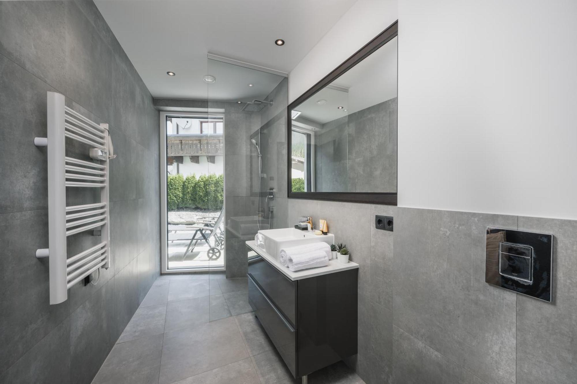 Charmantes Apartment In Der Residenz Silvretta - Inklusive Silvretta Card Premium See Exterior foto